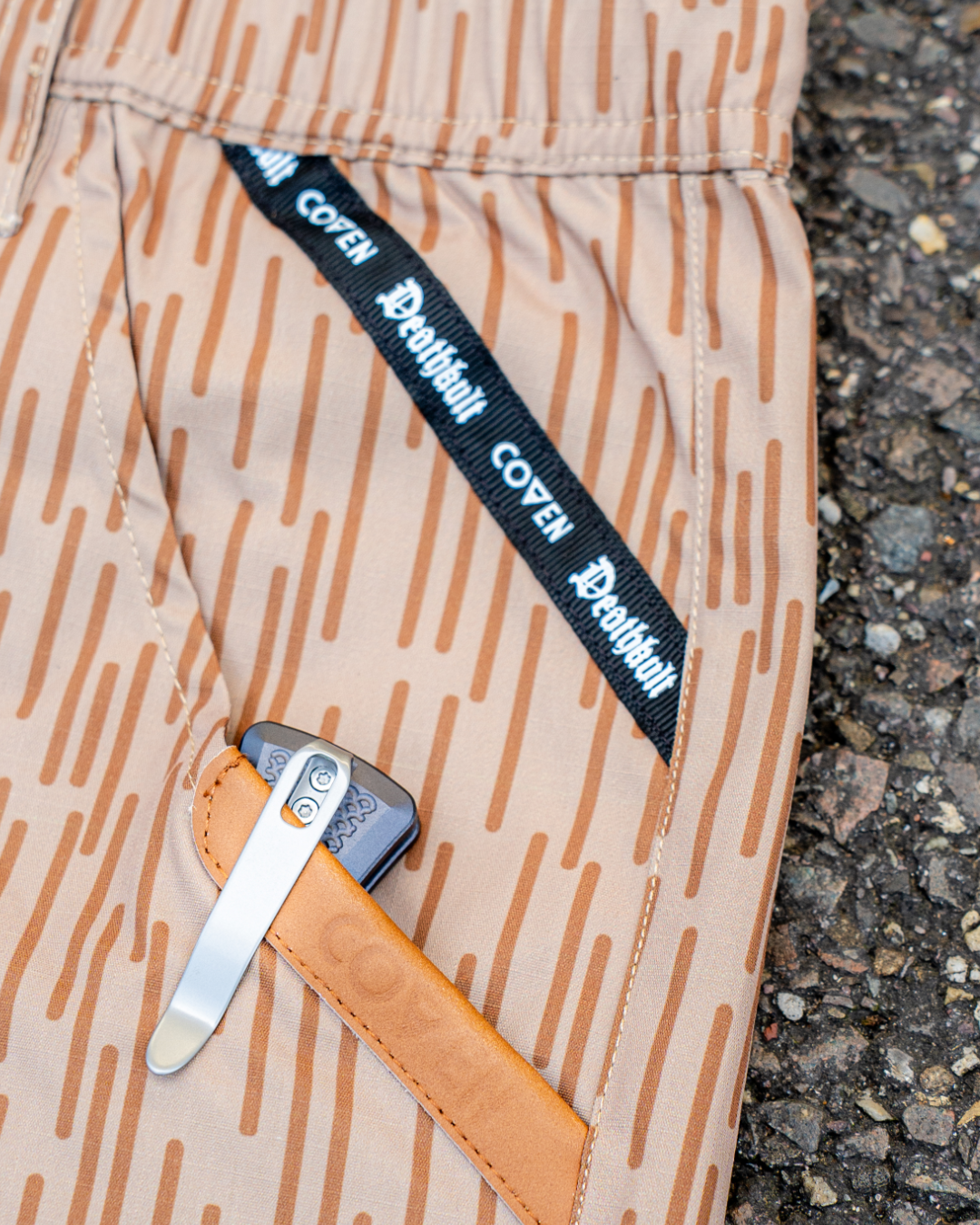 Cutthroat Shorts - EinStrichkeinStrich / Raindrop