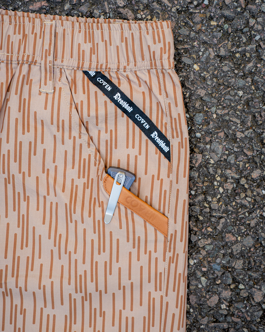 Cutthroat Shorts - EinStrichkeinStrich / Raindrop