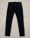 The Wormskin Jeans in Schwarz, komplette Jeans flach von vorn
