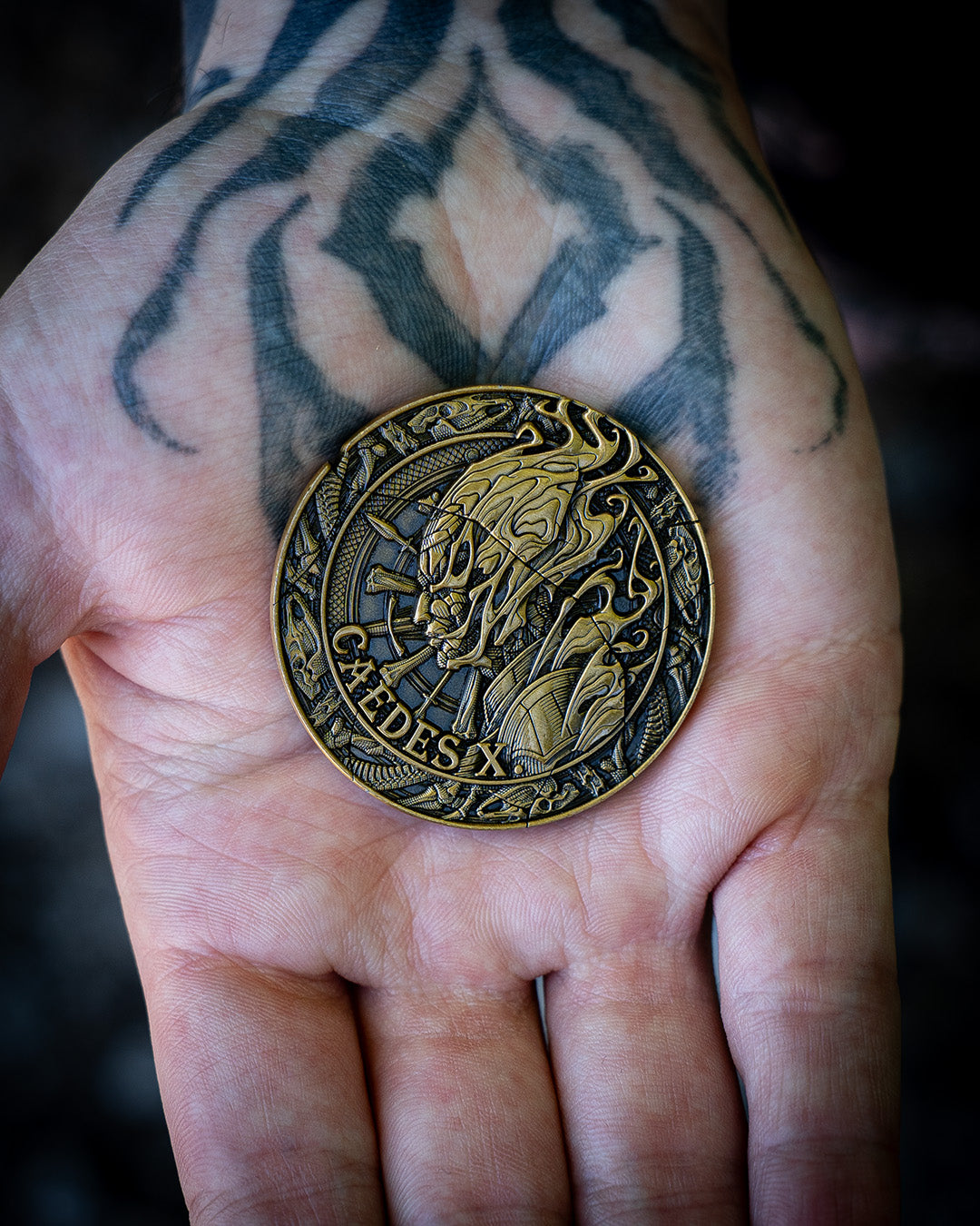 Death awaits X - Collectors Edition - Coin