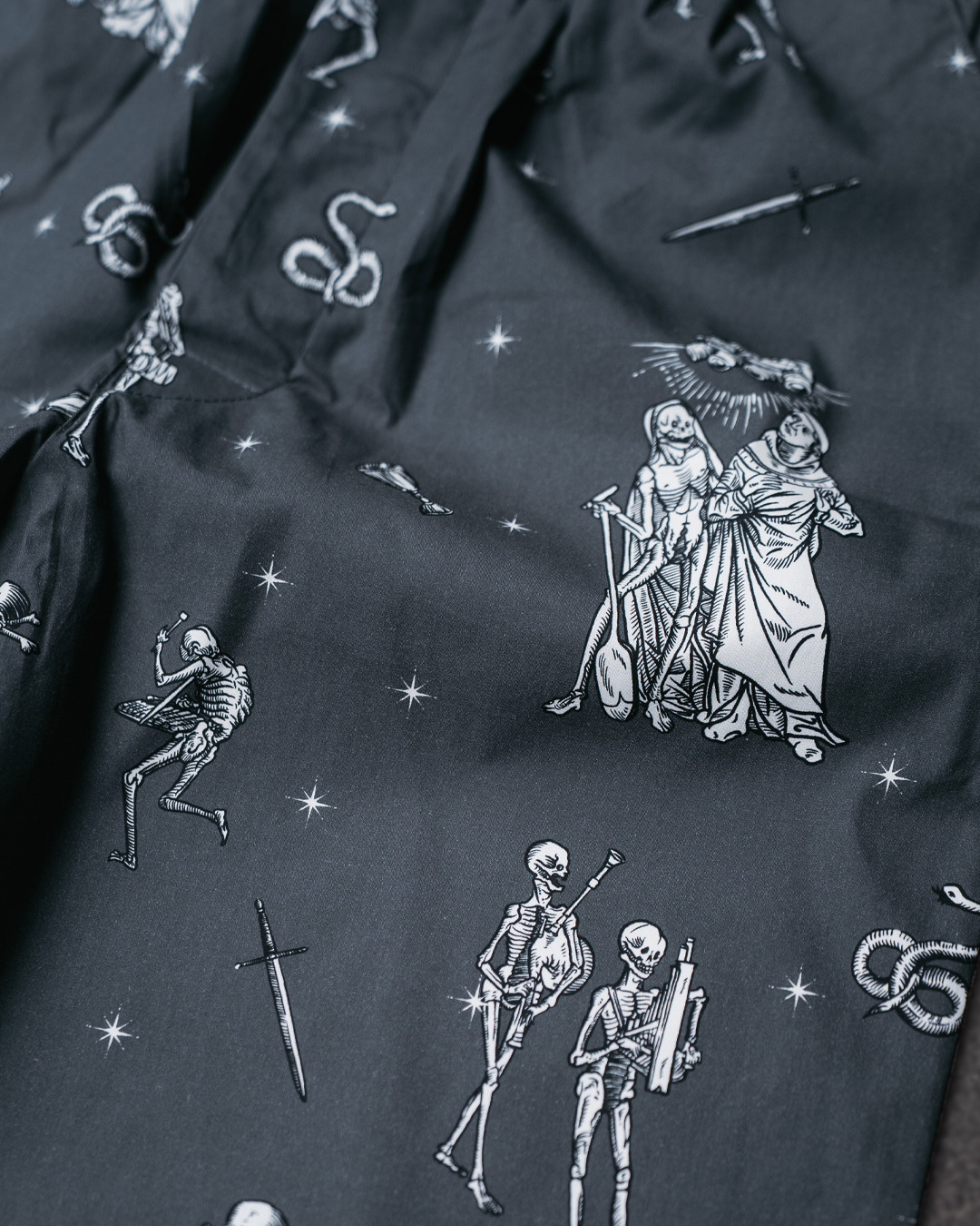 Nightfall Pyjama - Totentanz