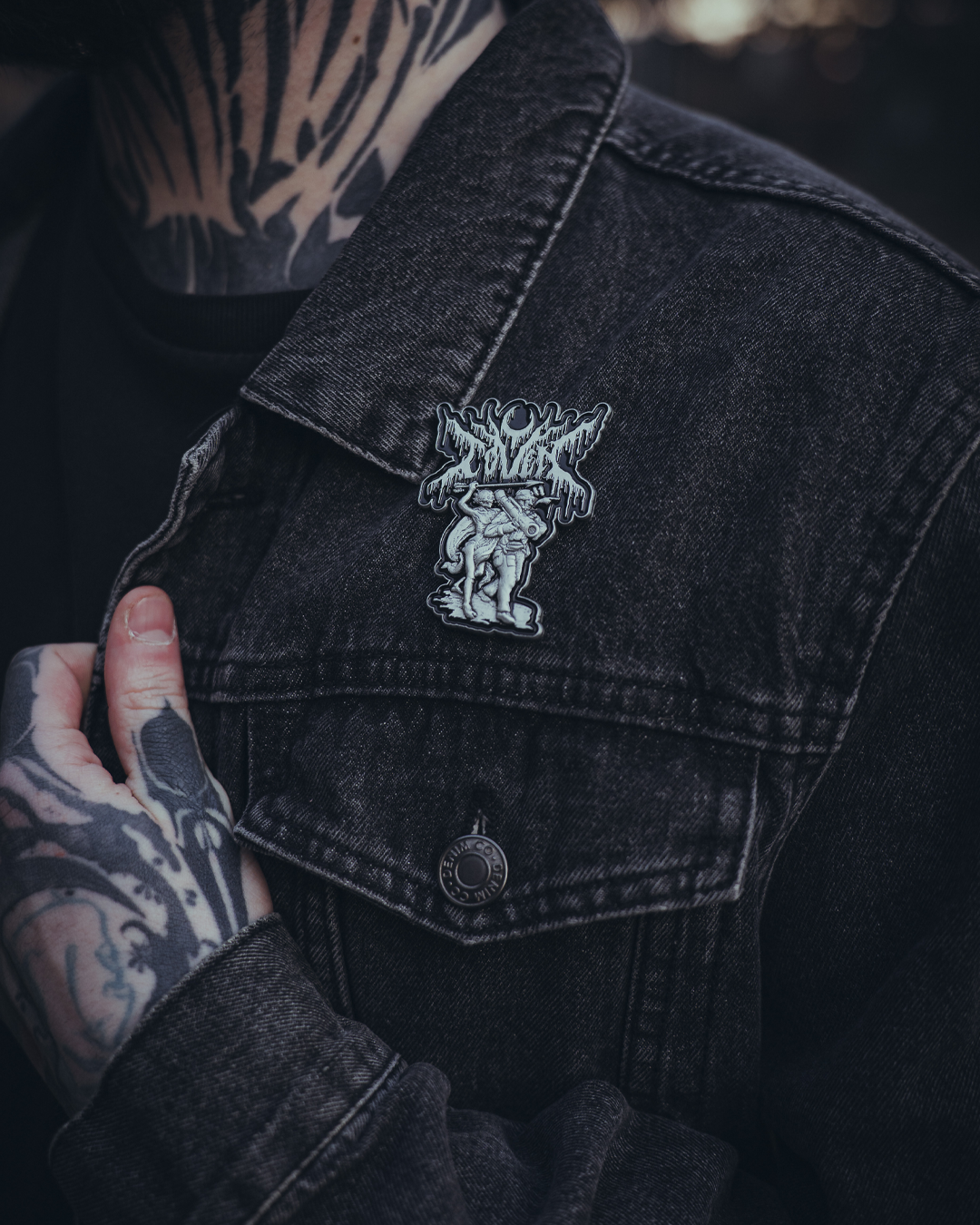 Death Calls - Obsidian Mark - Pin