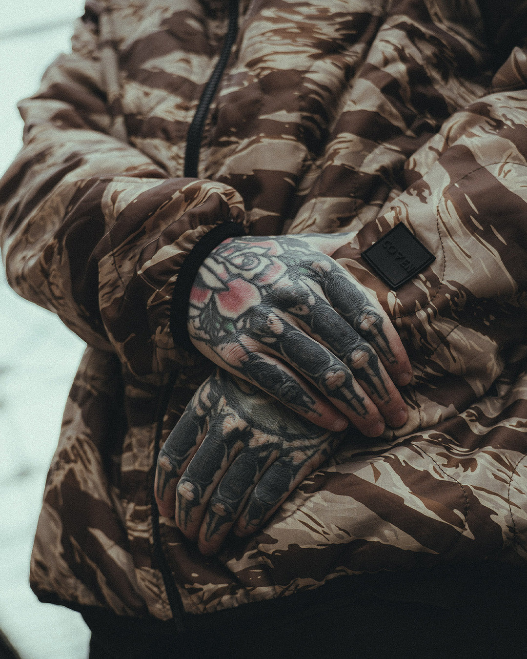 Woobie Jacket V2.0 - Tigerstripe desert / starless desert reversible