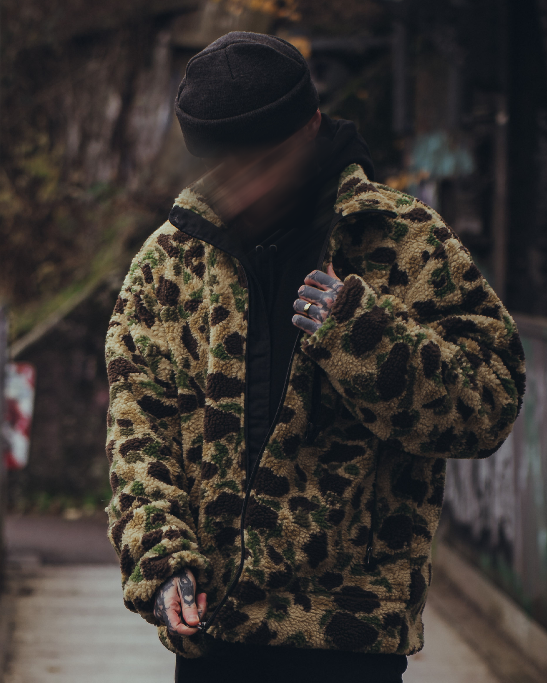 The Snugg - Sherpa Jacket - Frogskin