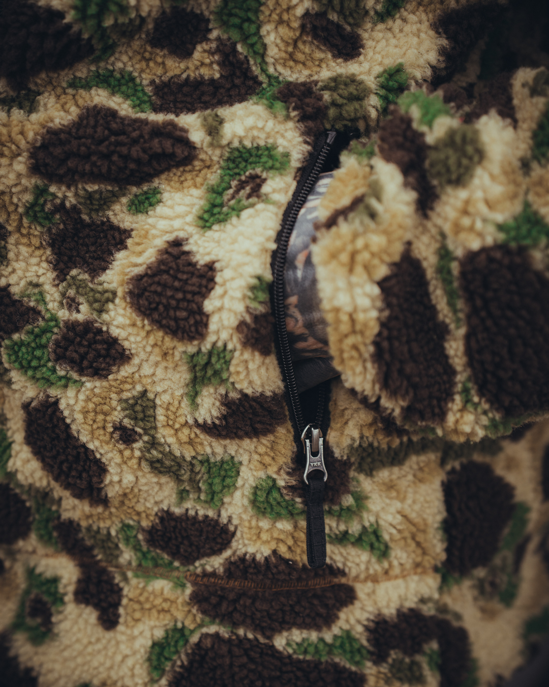 The Snugg - Sherpa Jacket - Frogskin