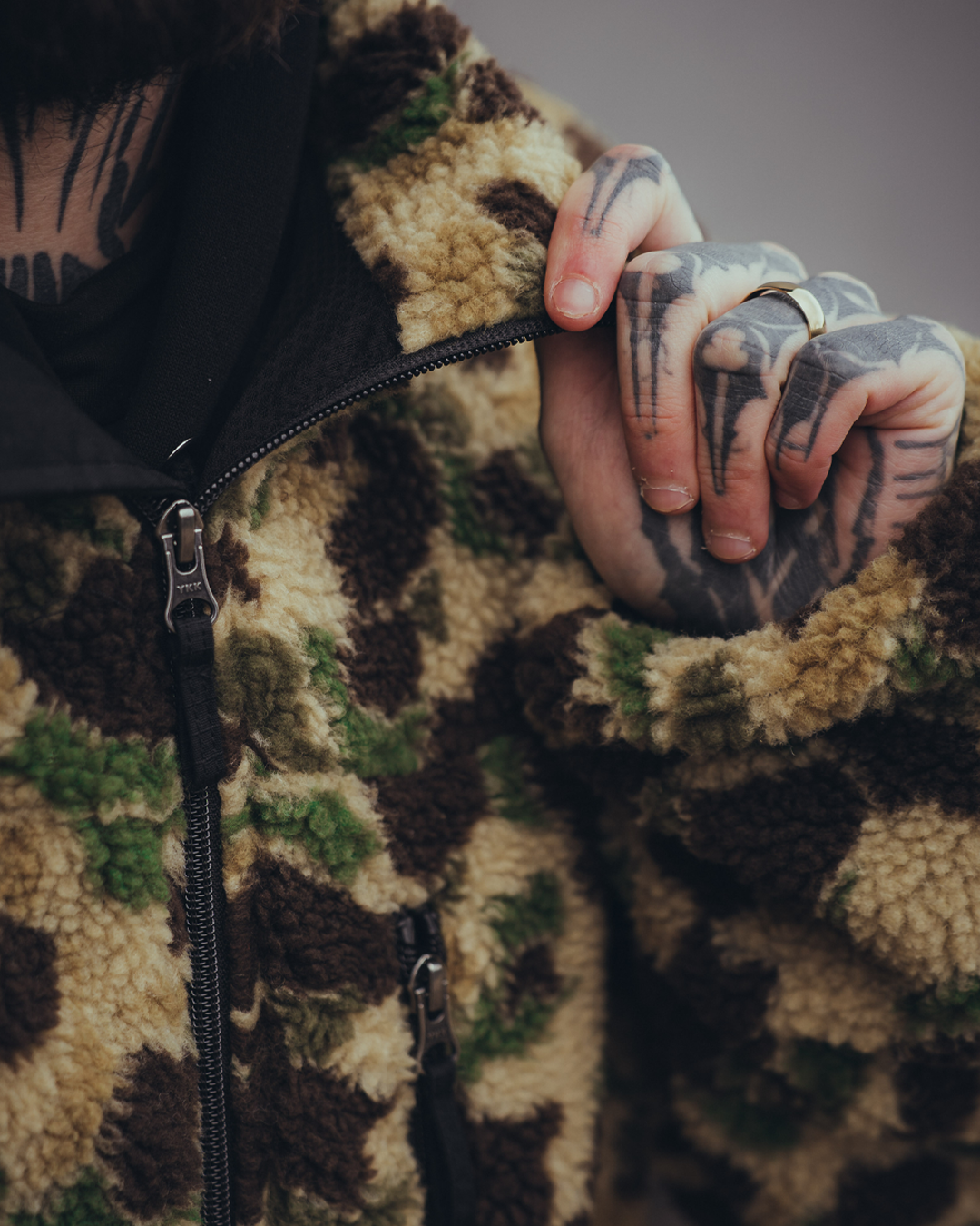 The Snugg - Sherpa Jacket - Frogskin