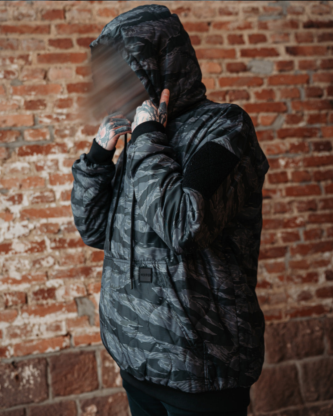 Woobie Hoodie V2.0 - Tigerstripe black / Aeon