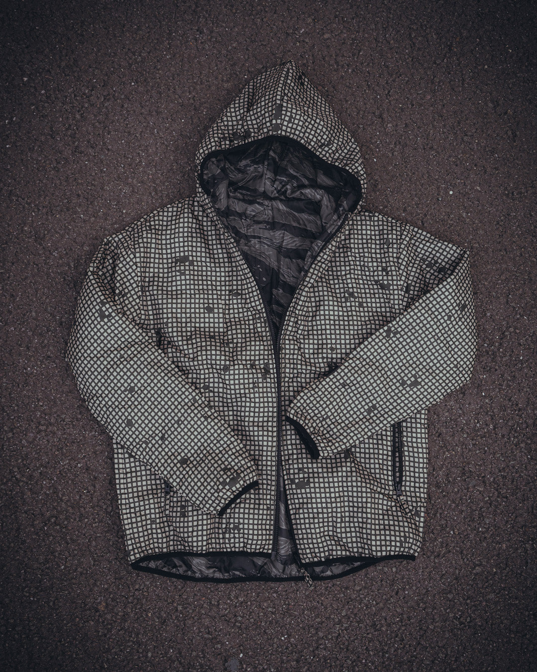 Woobie Jacket V2.0 - FORBIDDEN COMBO SPECIAL - DNC / Tigerstripe black reversible