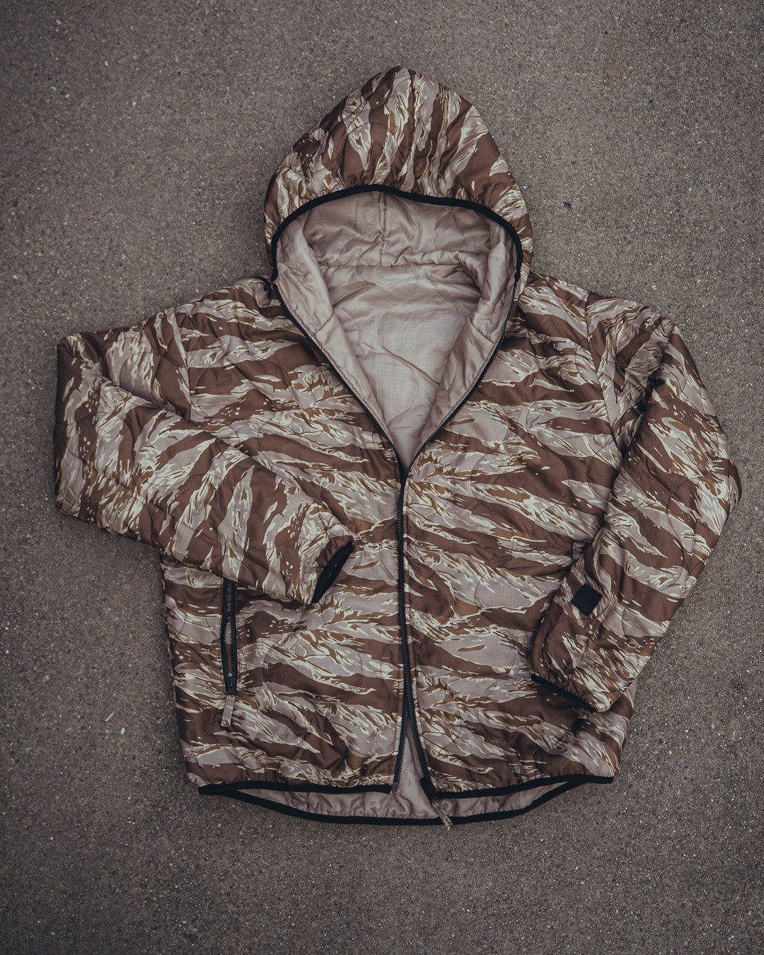 Woobie Jacket V2.0 - Tigerstripe desert / starless desert reversible