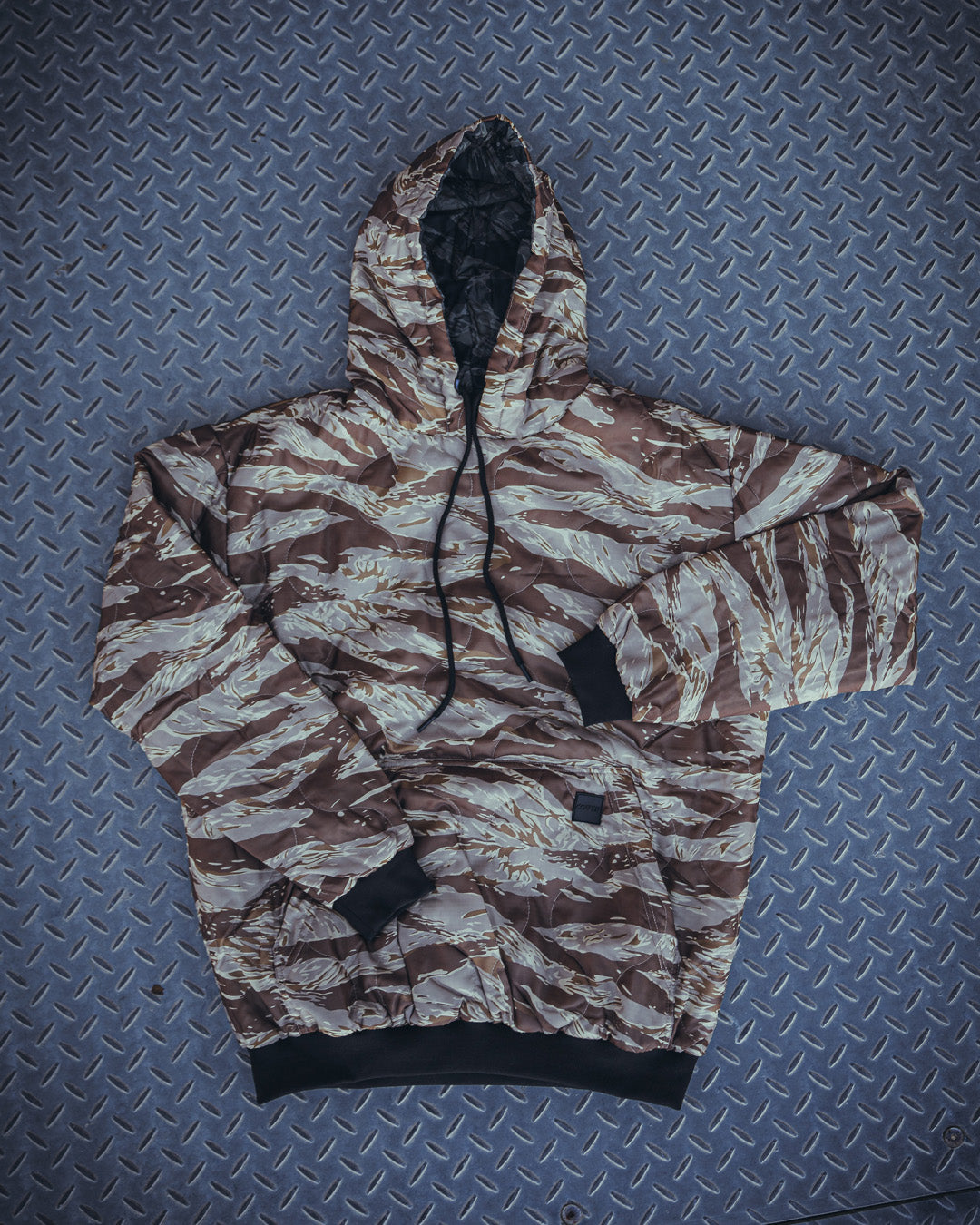 Woobie Hoodie V2.0 - Tigerstripe desert / Tigerstripe black reversible