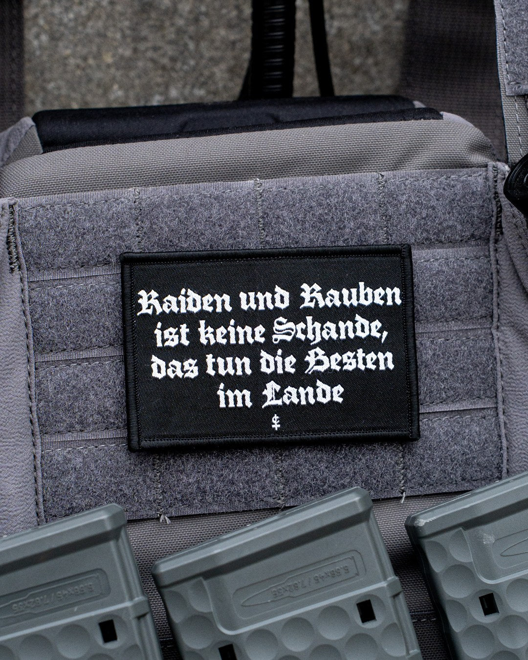 Raiden und Rauben Patch, gestickt