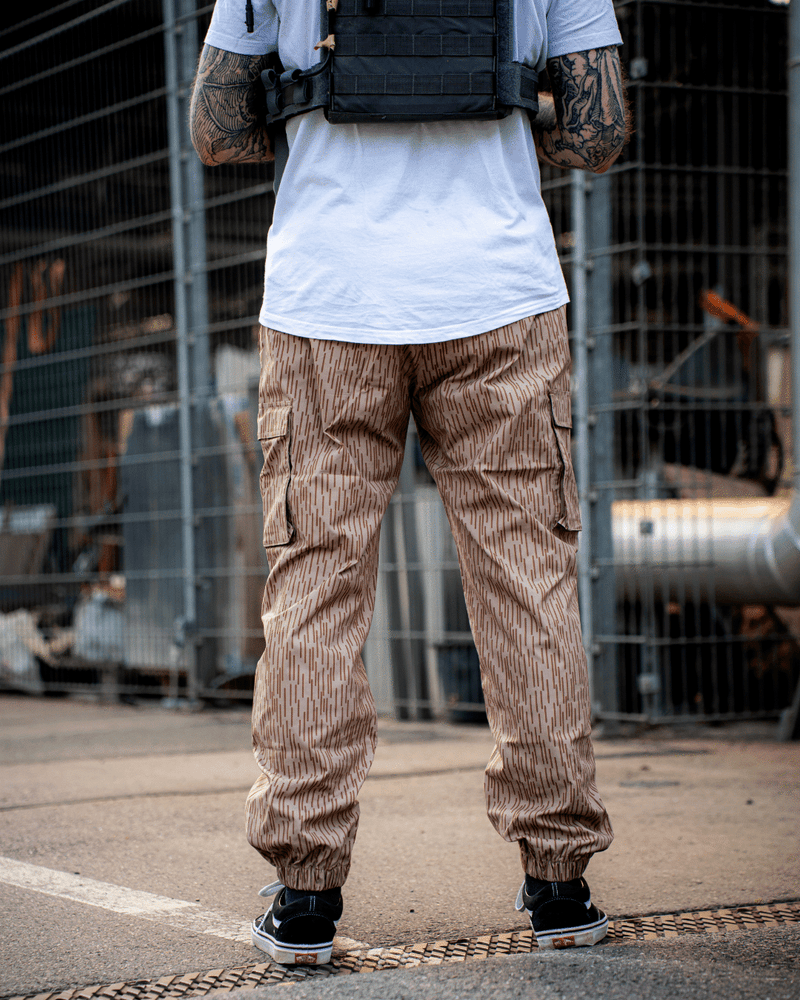Combat Joggers - EinStrichkeinStrich / Raindrop