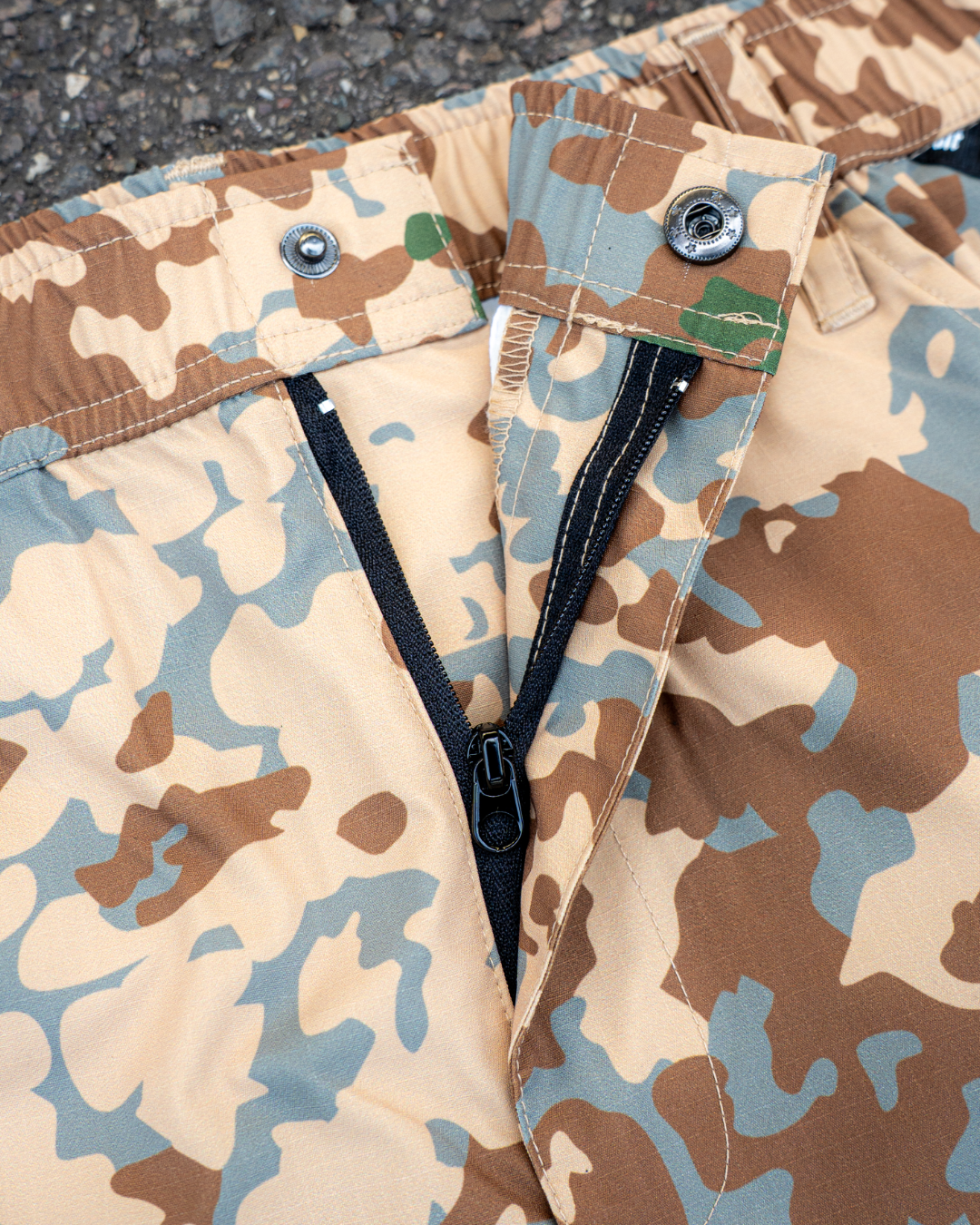 Cutthroat Shorts - Coven Camo (NFMT)