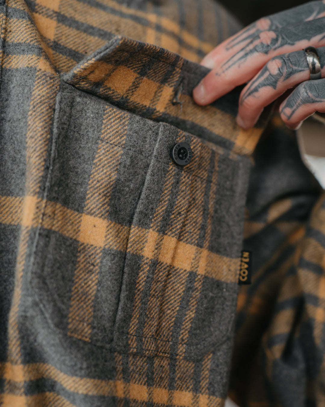 El Flannel - Flannel shirt