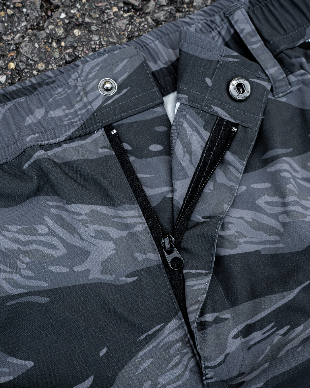 Cutthroat Shorts - tigerstripe black