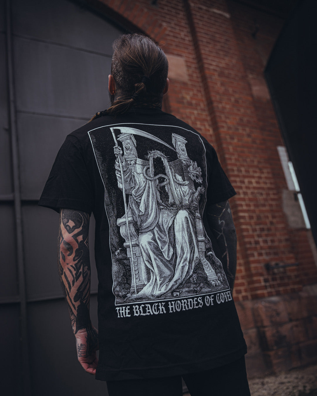 Dark Dominion - T-Shirt