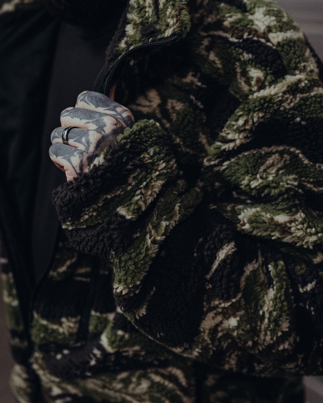 The Snugg - Sherpa Jacket - Tigerstripe classic V2.0