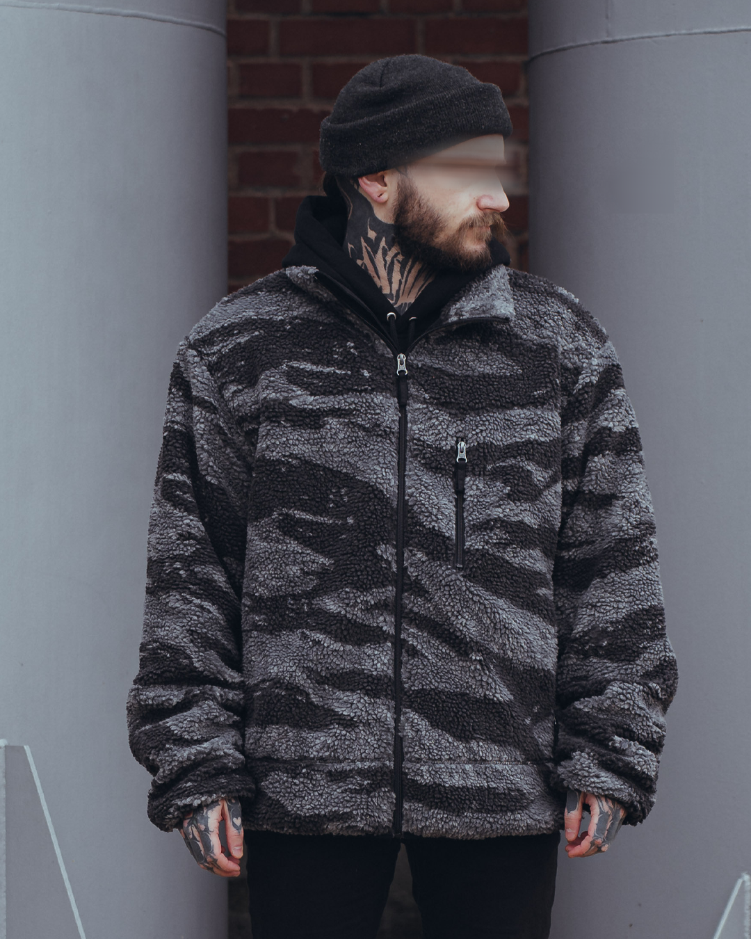 The Snugg - Sherpa Jacket - tigerstripe black