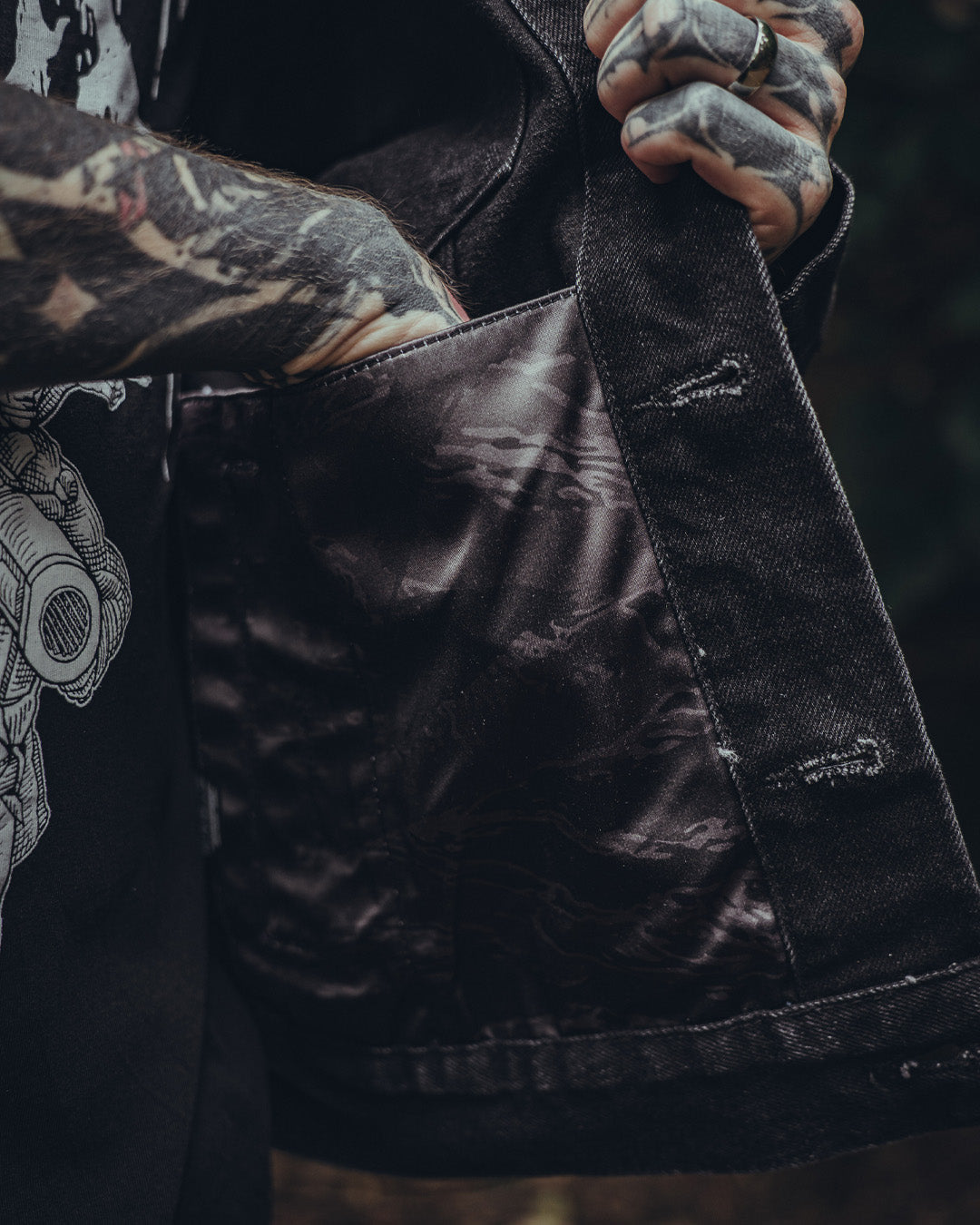 Coven - Trucker Jacket - The Wormshell