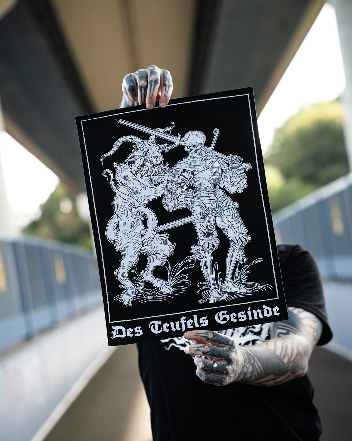Teufel voran Backpatch, Moodshot