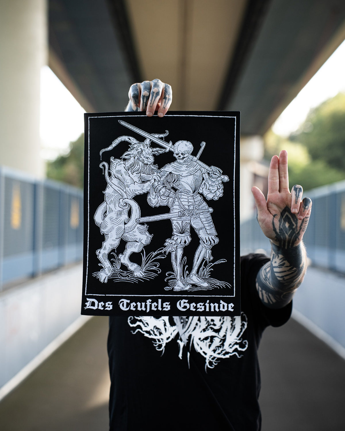 Teufel voran Backpatch, Moodshot