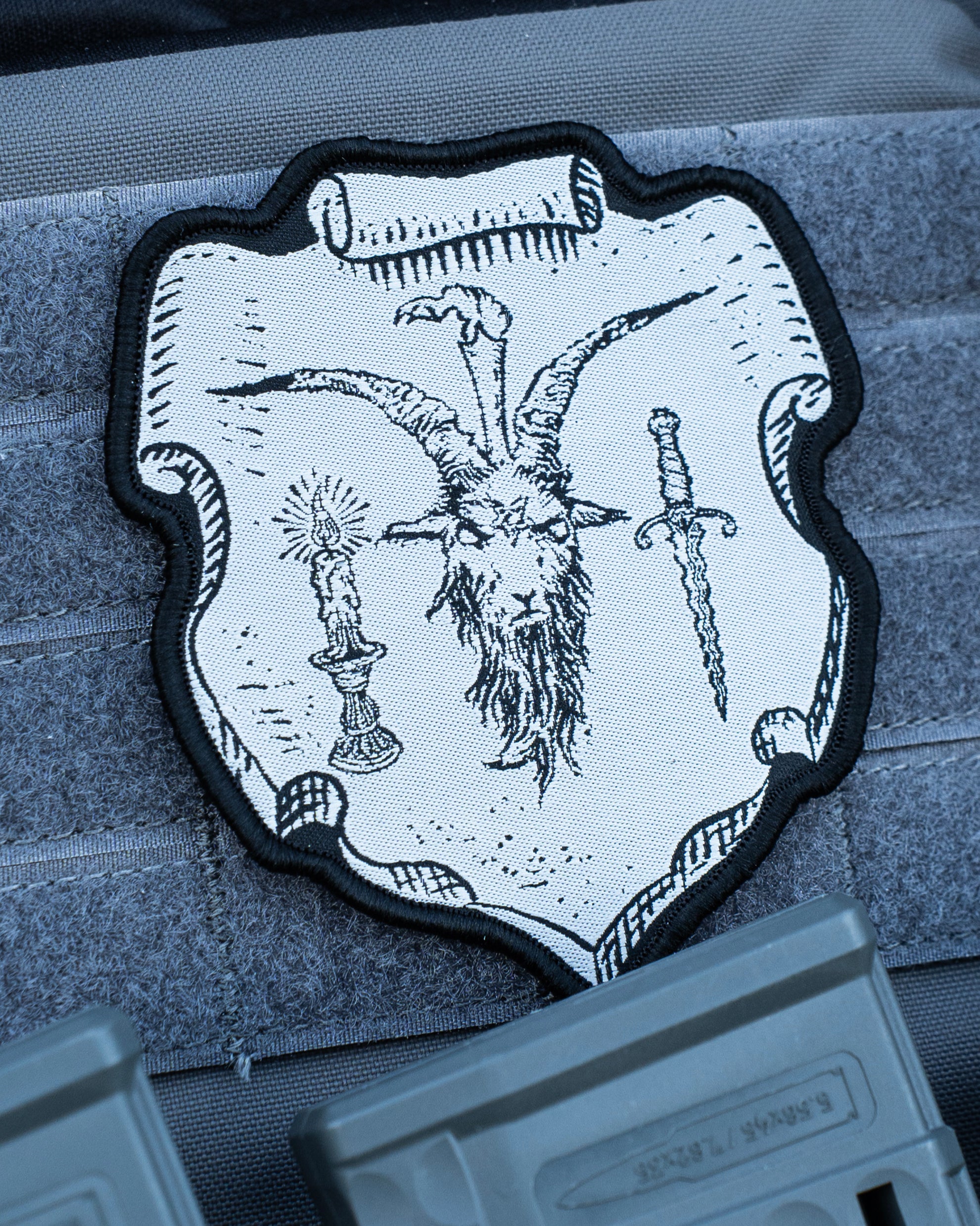 COVEN Patch Das Nachtgebet, am Plate Carrier