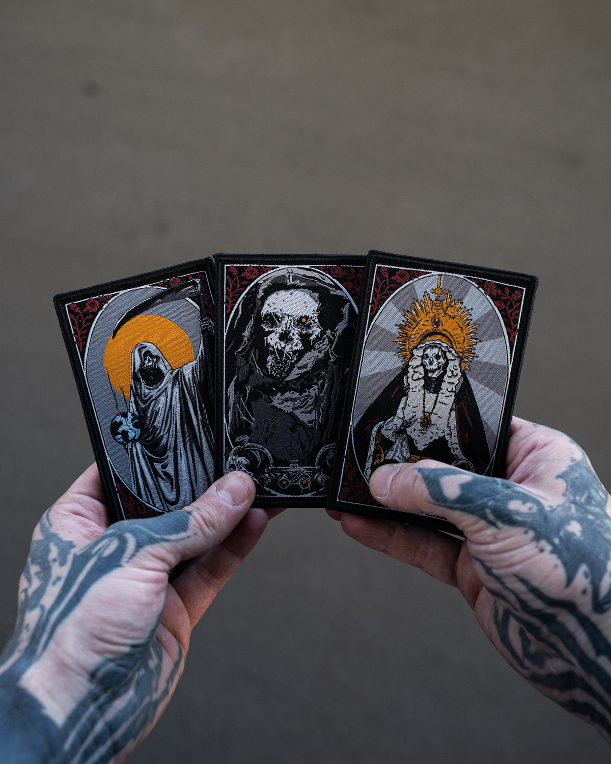 Dia de los Muertos Patch Set, in der Hand